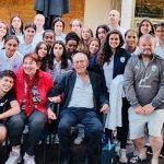 נבחרת הנערות של ישראל במפגש עם ניצול שואה